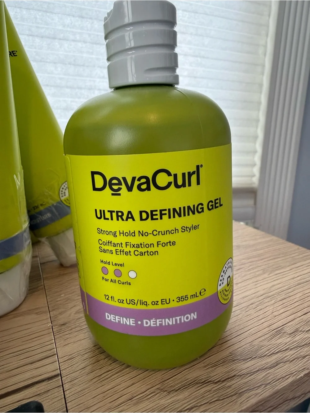*NEW*12oz*DevaCurl* Ultra Defining Gel